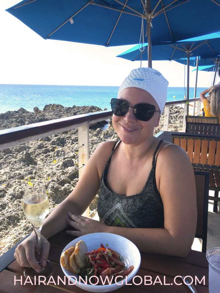 Alopecia-Alicia-wearing-swim-caps-at-restaurant